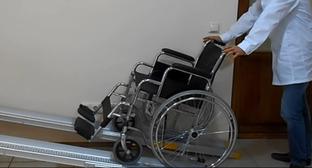 Суд обязал больницу в Дербенте устранить нарушения прав инвалидов