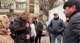 Жильцы аварийного общежития в Каспийске потребовали переселения