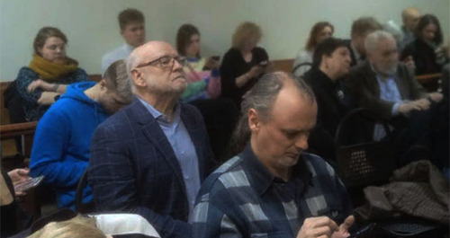 Слушатели в зале трансляции во время заседания по делу о ликвидации МХГ. Фото корреспондента "Кавказского узла"