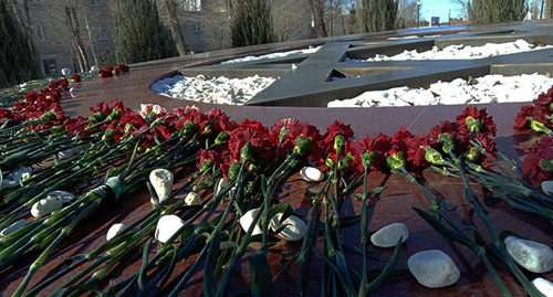 Памятник жертвам Холокоста. Фото Вячеслава Ященко для "Кавказского узла"