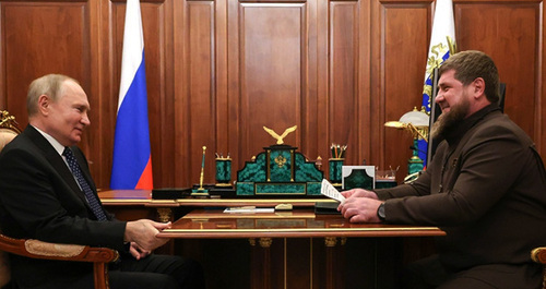 Владимир Путин (слева) и Рамзан Кадыров. Фото: http://www.kremlin.ru/events/presiden/news/70667
