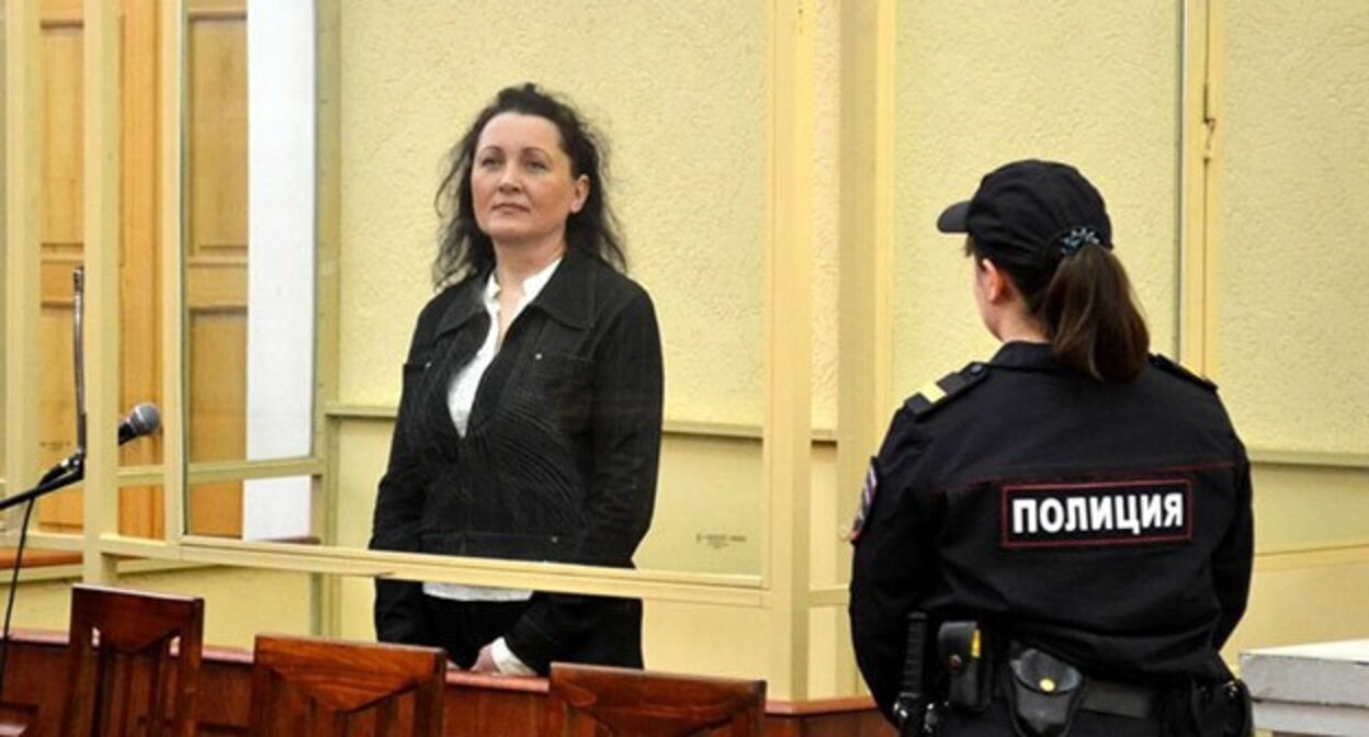 Cветлана Мартынова (слева). Фото: пресс-служба Ростовского областного суда