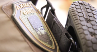 Эмблема ОМОН "Ахмат-Грозный. Скриншот видеозаписи в посте https://t.me/RKadyrov_95/3622