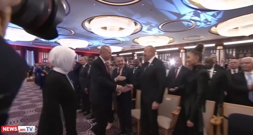 Кадр видео с церемонии инаугурации президента Турции https://www.youtube.com/watch?v=nmsP8SeZTos