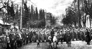 Красная армия вступает в Тифлис, 25 февраля 1921 года. Фото: https://ru.wikipedia.org/