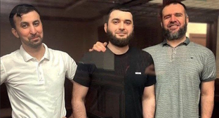 Кемал Тамбиев, Абдулмумин Гаджиев и Абубакара Ризванова (слева направо), фото: https://t.me/abdmumin/1015