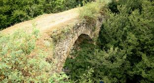 Разрушенный мост Аливор