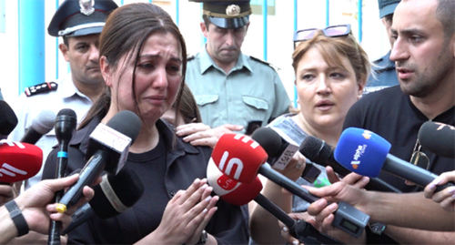 Дочь Вагифа Хачатряна дает интервью. Скришот видео https://alphanews.am/ru/dochy-plenennogo-vagifa-hachatryana-opr/