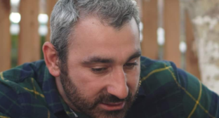 Айхан Исрафилов. Фото из Facebook (деятельность компании Meta, которая владеет соцсетью, запрещена в России) Исрафилова, https://www.facebook.com/photo/?fbid=1024206209007678&set=a.947954289966204 