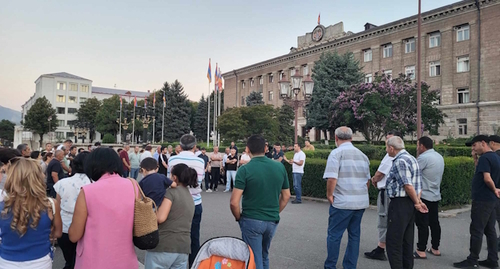 Участники митинга в Степанакерте 16 августа, фото А. Григорян для "Кавказского узла".