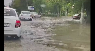 Волгоградцы пожаловались на подтопления улиц после дождя