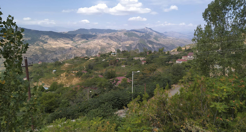 Вид на Лачин (Бердзор) в Нагорном Карабахе, 2022 год, фото Алвард Григорян для "Кавказского узла"