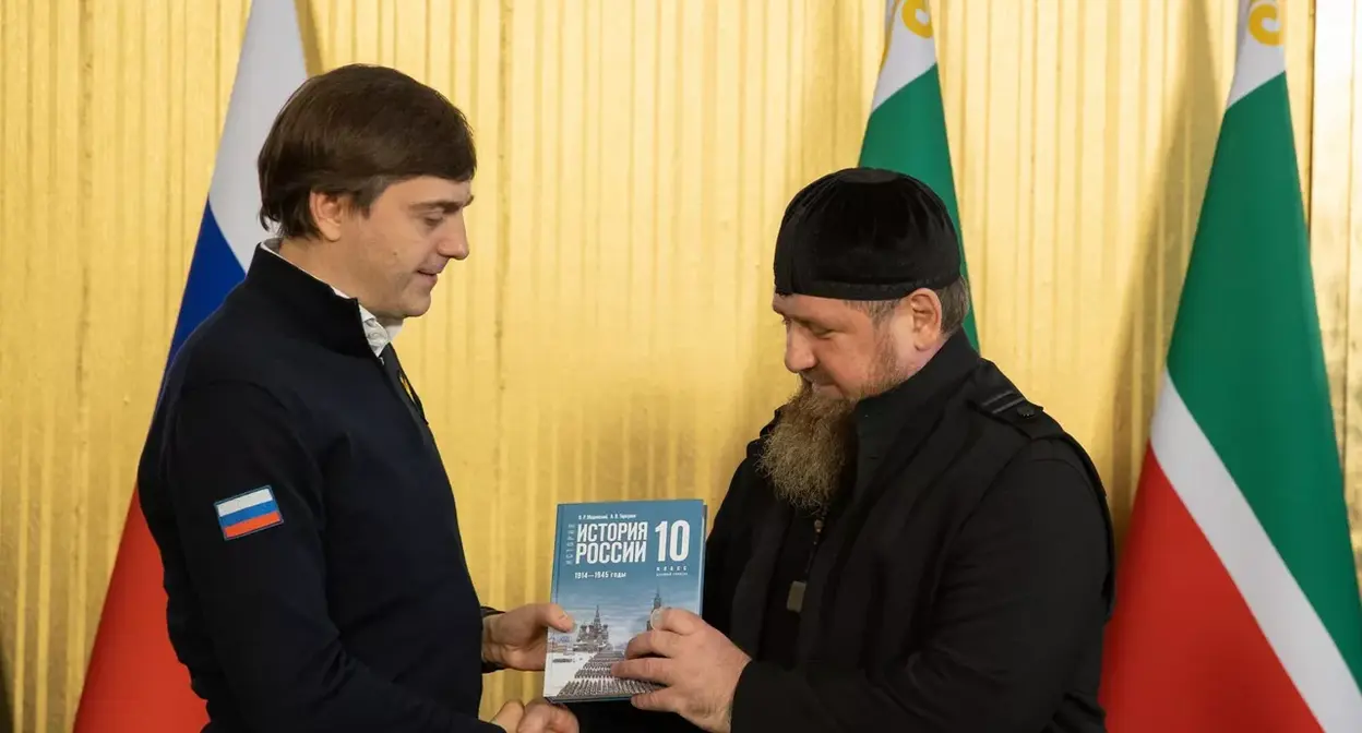 Сергей Кравцов (слева) и Рамзан Кадыров. Грозный, 10 ноября 2023 г. Фото : министерство просвещения Российской Федерации