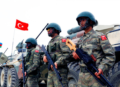 Турецкие военные. Фото: https://1news.az