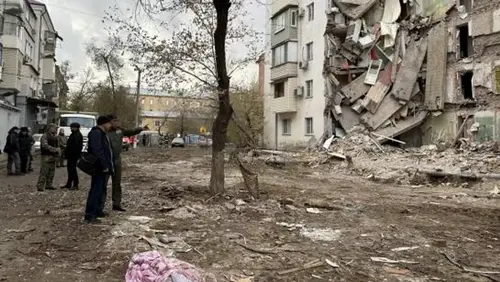 Обрушившийся дом на улице Вокзальной. Фото : СУ СК РФ по Астраханской области