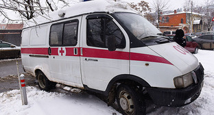 Машина скорой помощи. Фото Елены Синеок, "Юга.ру"