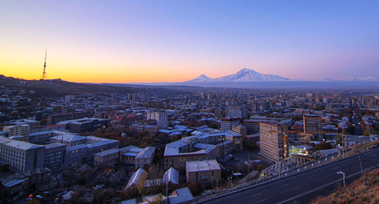 Ереван. Фото: Serouj Ourishian https://ru.wikipedia.org