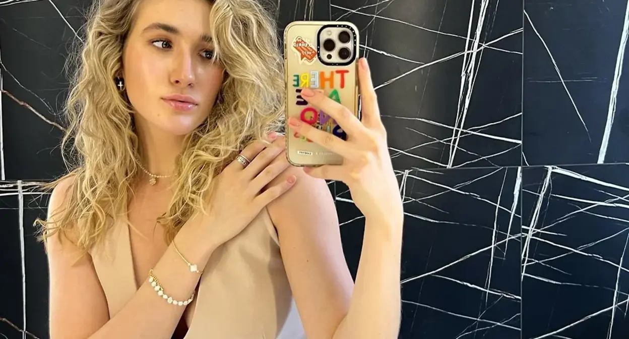 Алена Агафонова. Фото: Инстаграм Алены Агафоновой @a_agafonova принадлежит компании Meta деятельность которой запрещена в России