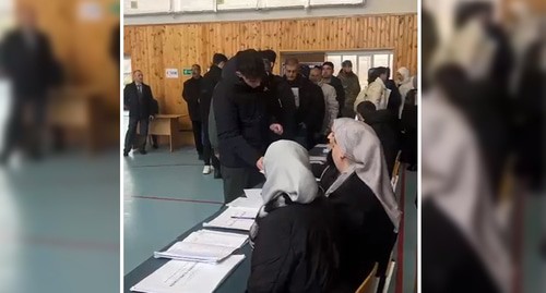 Беженцы из Палестины голосуют на выборах в Чечне. Кадр из видео https://t.me/groznytv/22432