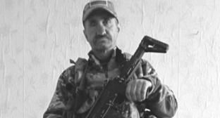Александр Сидоренко. Стоп-кадр видео из Telegram-канала администрации Новоаннинского района от 05.04.23, https://t.me/operinfo_novo/5471