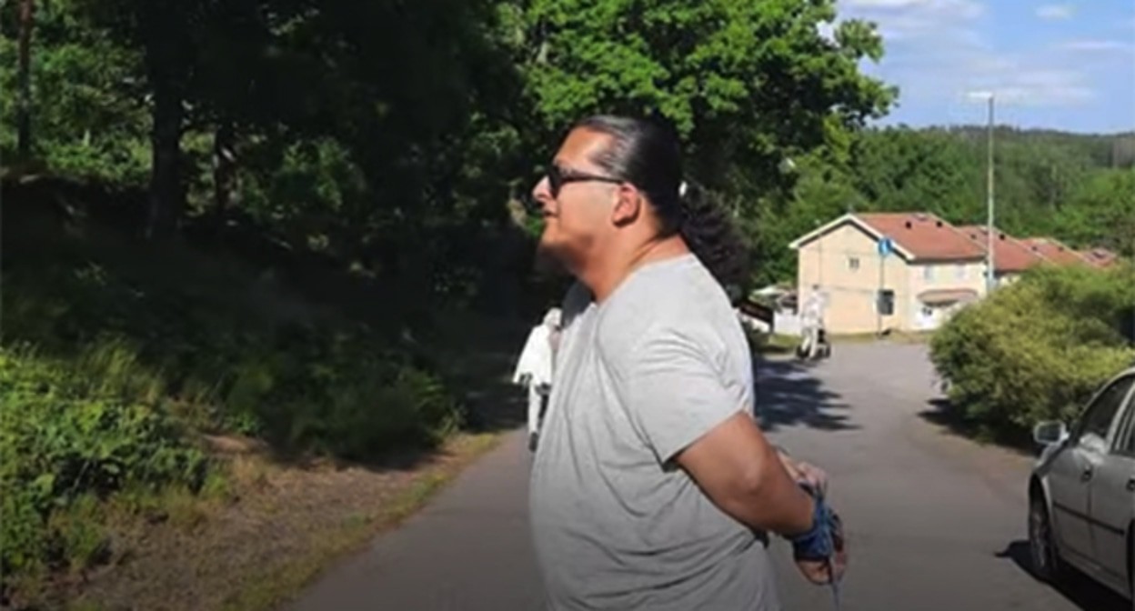 Фамиль Халилов. Скриншот видео 
Meydan TV https://www.youtube.com/watch?v=exZkjbxMWw0