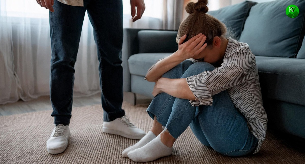 Домашнее насилие. Иллюстрация создана «Кавказским узлом» с помощью ИИ в программе Photoshop

