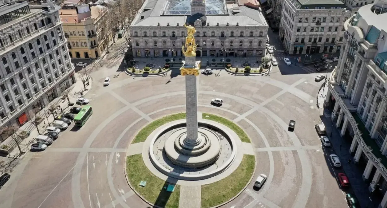 Мэрия Тбилиси. Фото: "Новости Грузии" https://www.newsgeorgia.ge/mjerija-tbilisi-ogranichila-dvizhenie-transporta-v-centre-pered-mitingom-gruzinskoj-mechty/