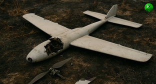 Сбитый БПЛА. Иллюстрация создана "Кавказским узлом" с помощью ИИ в программе Copilot