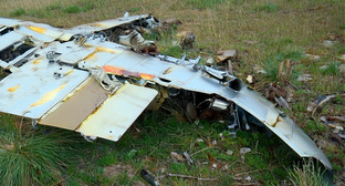 Обломки БПЛА. Иллюстрация создана "Кавказским узлом" с помощью ИИ в программе Copilot