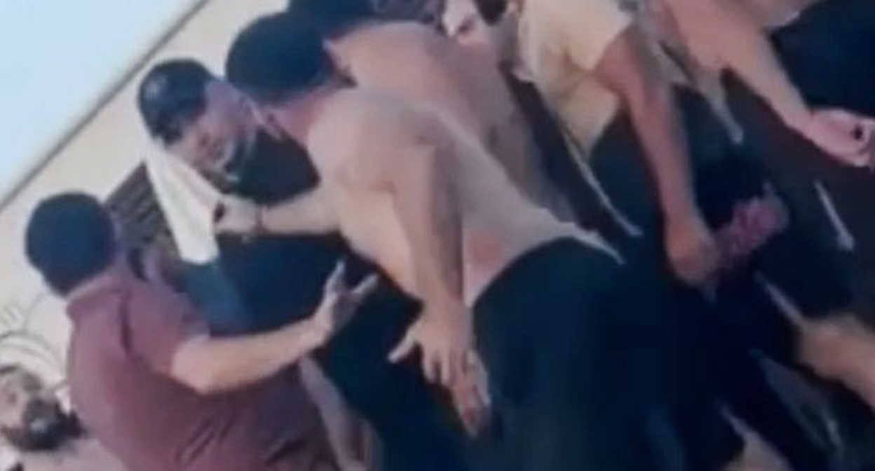 Участники конфликта в луганском бассейне. Июль 2025 г. Скриншот видео: Telegram-канал Максима Дивнича