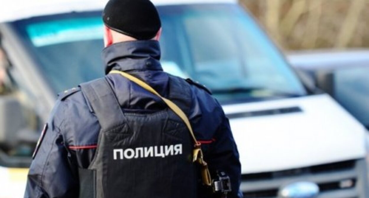 Сотрудник полиции. Фото: https://xacavurt.ru/