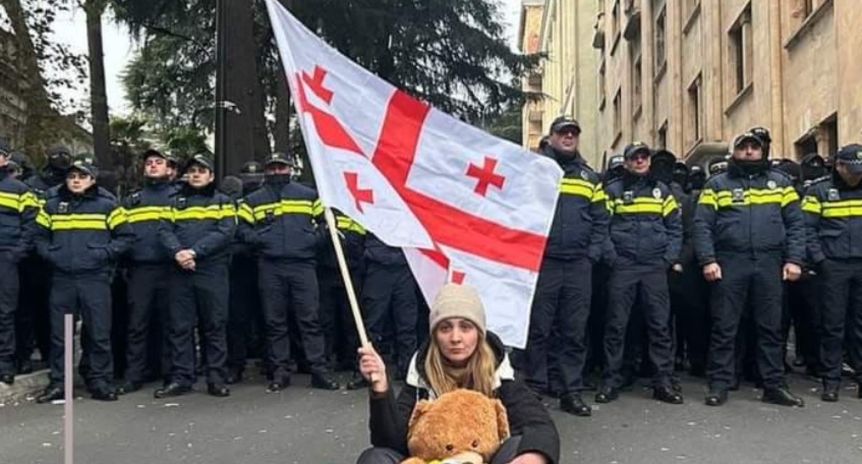 Нана Сандер. Скриншот фото с ее страницы в Facebook (деятельность компании Meta, владеющей соцсетью, запрещена в России) от 02.12.24, https://www.facebook.com/photo/?fbid=122103599720652024&set=pb.61569560742615.-2207520000