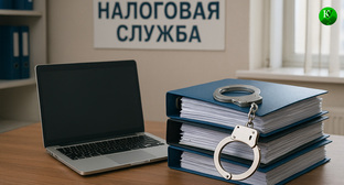 Кабинет в налоговой службе. Иллюстрация создана «Кавказским узлом» с помощью ИИ в программе Copilot