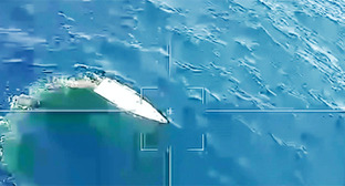 Безэкипажный катер. Скриншот видео Министерства обороны РФ