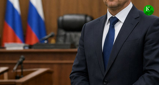 Мужчина в зале суда. Иллюстрация создана "Кавказским узлом" при помощи ИИ в программе Copilot Мужчина в зале суда. Иллюстрация создана "Кавказским узлом" при помощи ИИ в программе Copilot