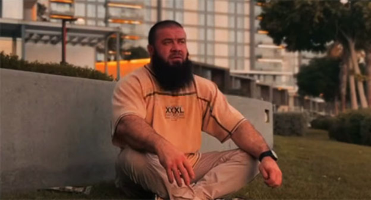 Андзор Халилов. Скриншот видео https://www.youtube.com/watch?v=sQFssQnkgk8 Андзор Халилов. Скриншот видео https://www.youtube.com/watch?v=sQFssQnkgk8