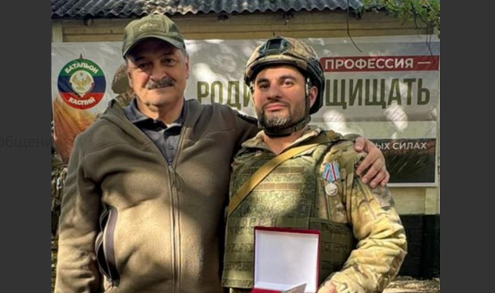 Сергей Меликов (слева) и Абдул Мусаев. Скриншот фото из Telegram-канала пресс-службы администрации Ахтынского района от 20.03.26, https://t.me/pressa_akhty/23298