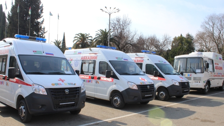 Машины скорой помощи в Абхазии. Фото: пресс-служба Минздрава Абхазии Машины скорой помощи в Абхазии. Фото: пресс-служба Минздрава Абхазии