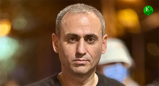 Афган Садыгов. Иллюстрация создана "Кавказским узлом" при помощи ИИ в программе Copilot