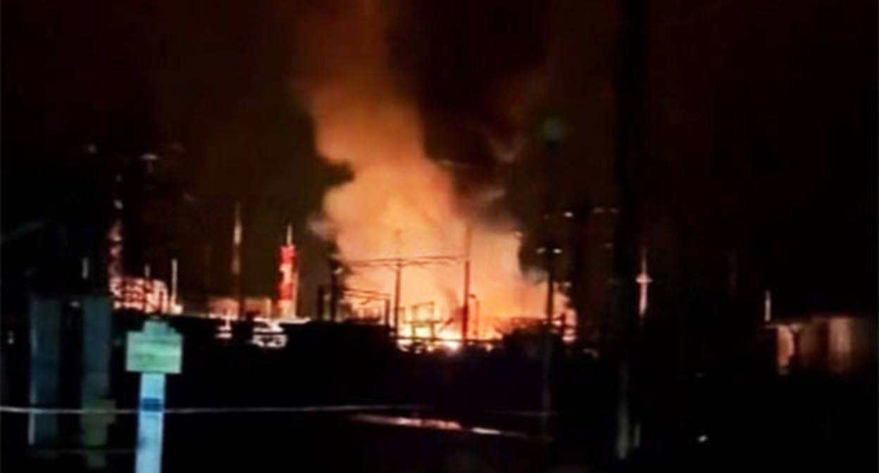 Атака беспилотников на нефтебазу в Крымске. Фото: https://t.me/horizontal_russia/54349