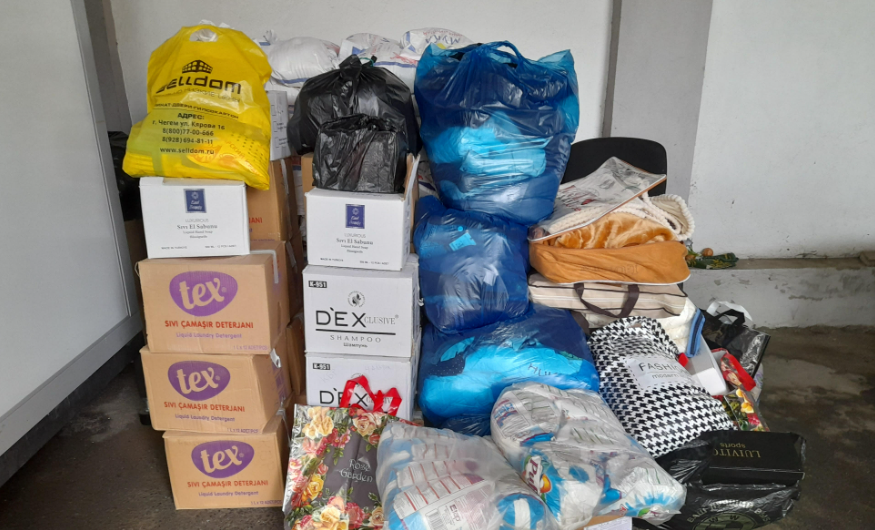 Собранная помощь для Дагестана в фонде "Баракат". Фото корреспондента "Кавказского узла". Собранная помощь для Дагестана в фонде "Баракат". Фото корреспондента "Кавказского узла".