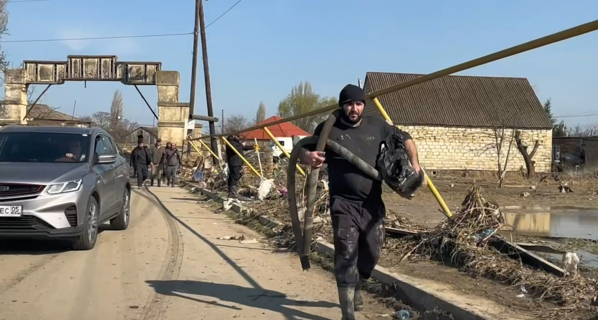 Поселок Мамедкала после наводнения. Кадр видео администрации Дербентского района https://t.me/derbentskiyrayon_official/21857 Поселок Мамедкала после наводнения. Кадр видео администрации Дербентского района https://t.me/derbentskiyrayon_official/21857