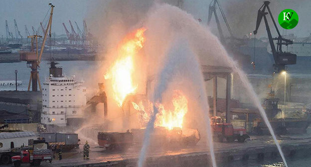 Тушение пожара в аэропорту. Иллюстрация создана "Кавказским узлом" при помощи ИИ в программе Copilot