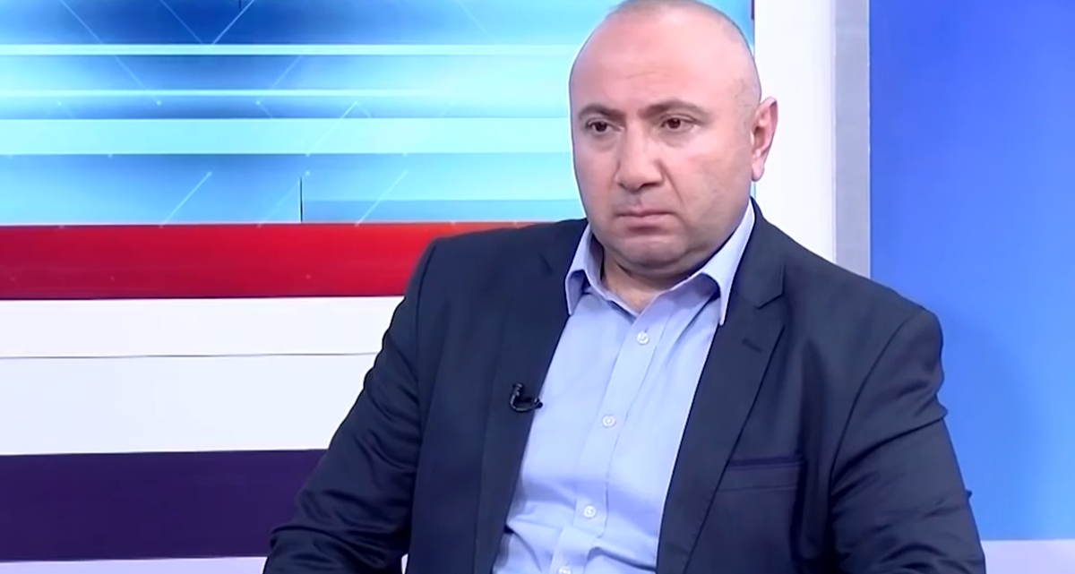 Андраник Теванян. Кадр видео 7or TV https://www.youtube.com/watch?v=sKOdOCEVJiY Андраник Теванян. Кадр видео 7or TV https://www.youtube.com/watch?v=sKOdOCEVJiY