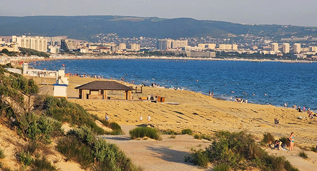 Пляж в Анапе. Фото: Юрия Озаровского https://vk.com/seaoz?z=photo-145347798_457420762%2Fwall-145347798_302351 Пляж в Анапе. Фото: Юрия Озаровского https://vk.com/seaoz?z=photo-145347798_457420762%2Fwall-145347798_302351