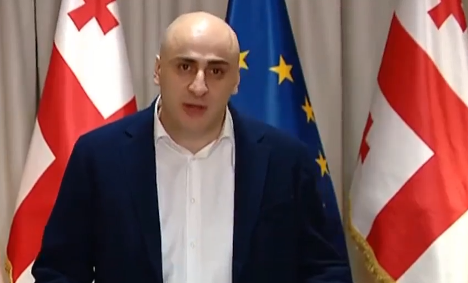 Ника Мелия. Стоп-кадр видео "Мтавари архи" от 07.12.23 Ника Мелия. Стоп-кадр видео "Мтавари архи" от 07.12.23