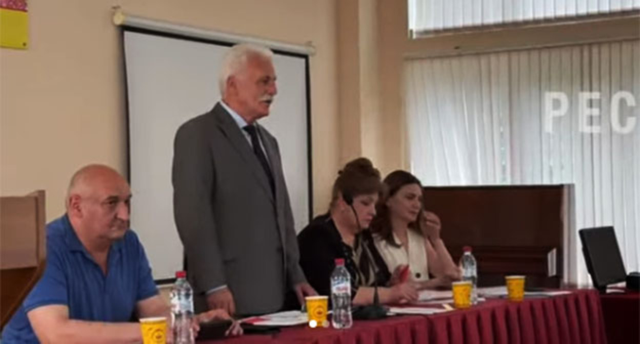 Зураб Кокоев. Скриншот видео https://www.instagram.com/p/DbYANJvDP02/?img_index=1 принадлежит компании Meta деятельность которой запрещена в России