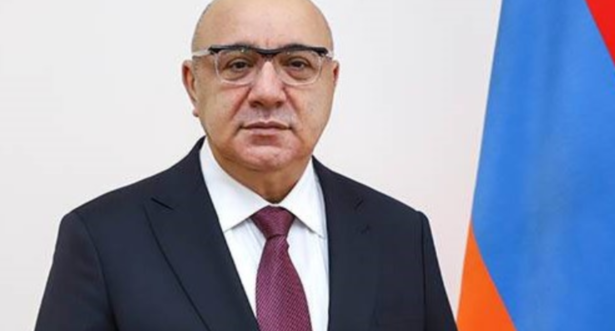 Гурген Арсенян. Скриншот фото с сайта посольства https://russia.mfa.am/ru/ambassador/