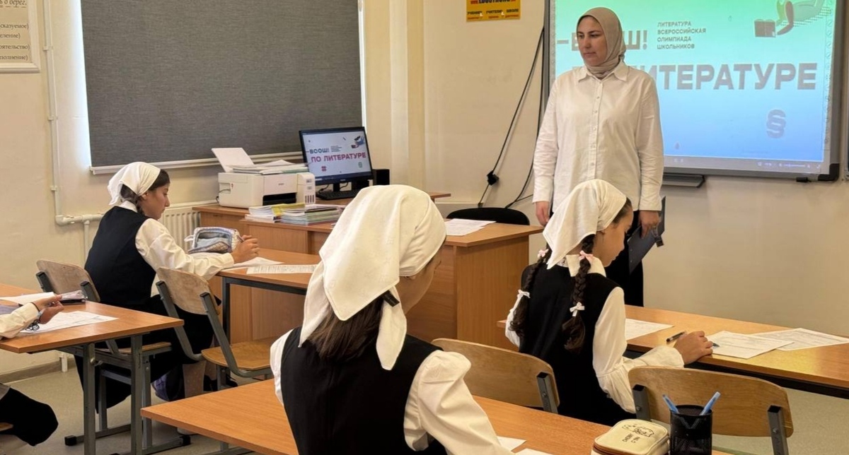 Школа в Чечне. Фото: ИА "Грозный-информ" https://www.grozny-inform.ru/news/culture/175977/ Школа в Чечне. Фото: ИА "Грозный-информ" https://www.grozny-inform.ru/news/culture/175977/