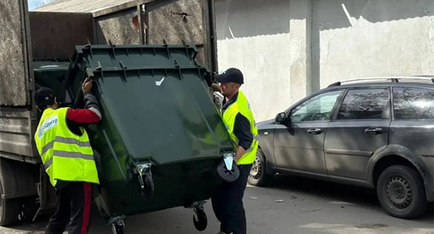 Вывоз мусора в Ростове-на-Дону. Фото правительства Ростовской области